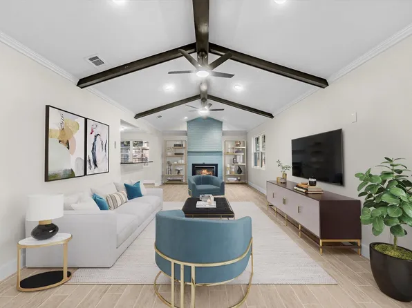 9096 N Comanche Cir, Willis, TX 77378