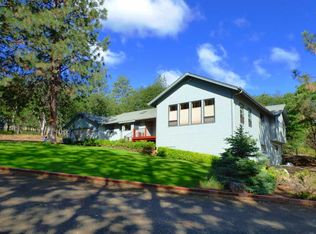 1049 French St, Yreka, CA