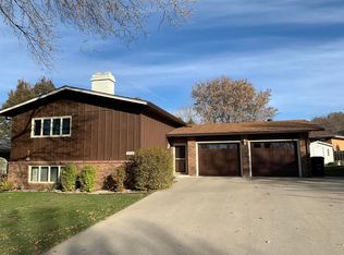 2113 N 9th St, Bismarck, ND 58501