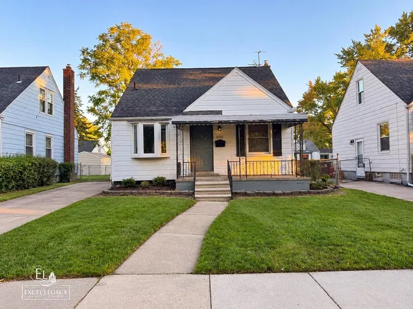 8219 Standard Ave, Center Line, MI 48015