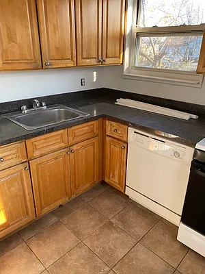 Rented by Contact Realty | media 30