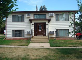905 5th Ave #B, Marion, IA 52302