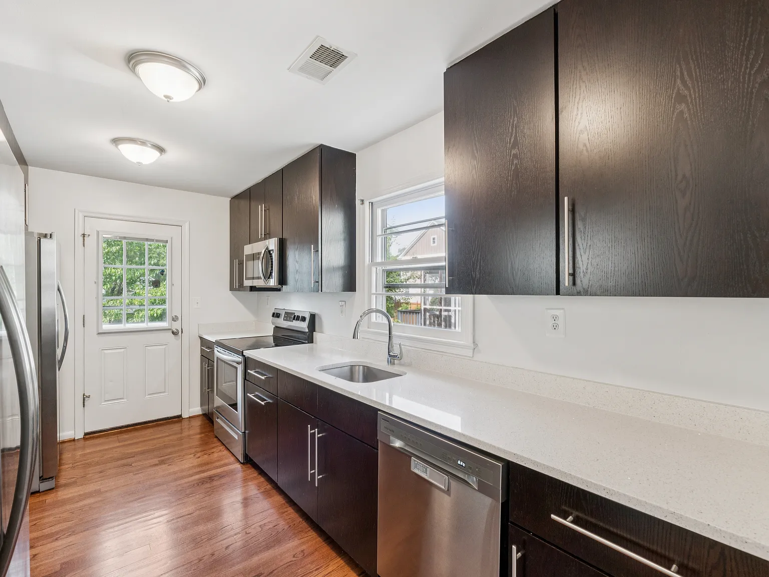 4709 Norwich Road - 1 — Photo 3