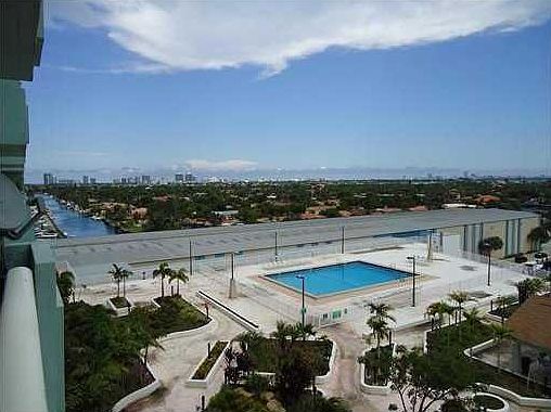 4th image of 13499 Biscayne Blvd Penthouse 4