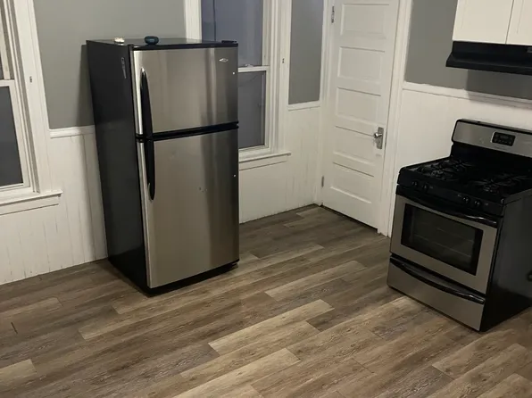 69-71 Wisdom Ave #2, Providence, RI 02908