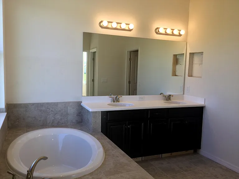 1630 Kingfisher Ct — Photo 19
