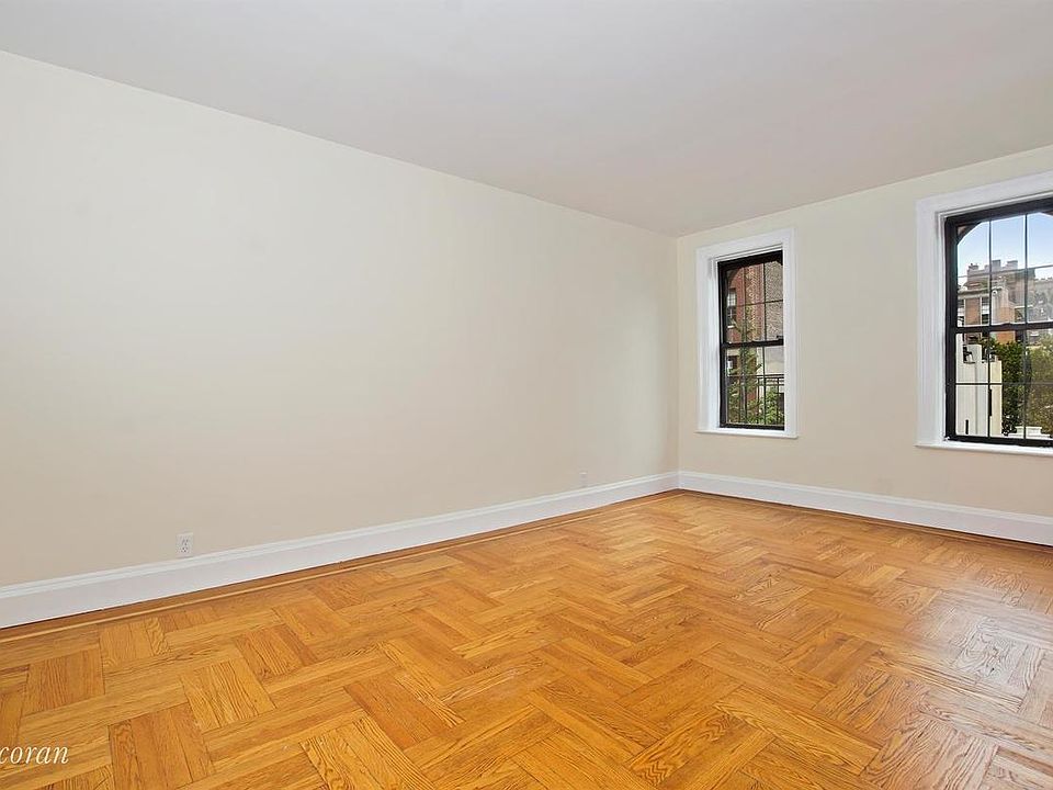 2nd image of 230 E 71st St APT 6H