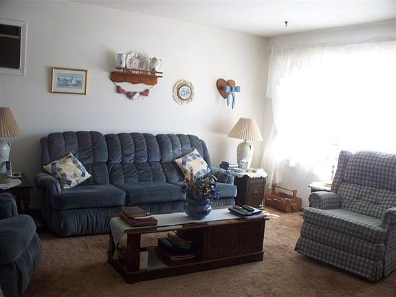 2nd image of 16 Clark Cir