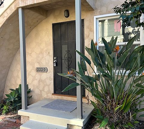 5th image of 2229 Garnet Ave