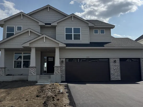 1084 Adamstown Dr, Rosemount, MN 55068