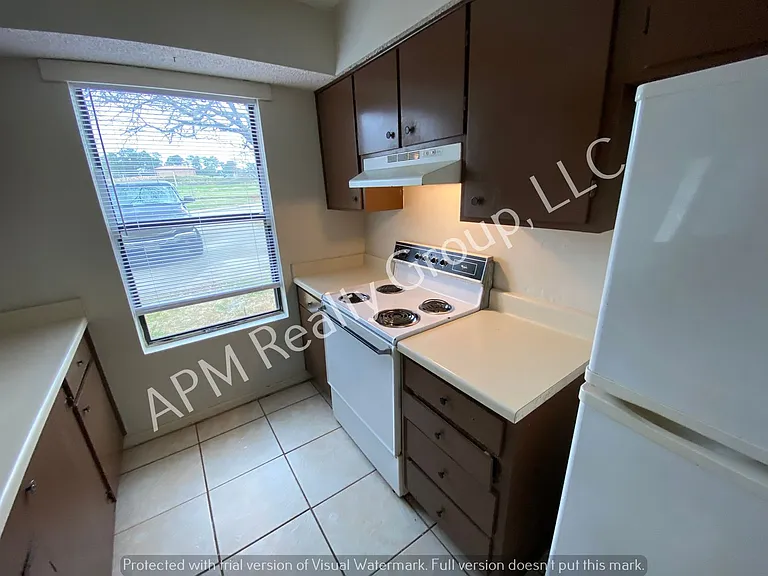 1721A Kathleen Dr — Photo 6