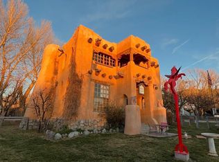 939 Kit Carson Rd, Taos, NM 87571