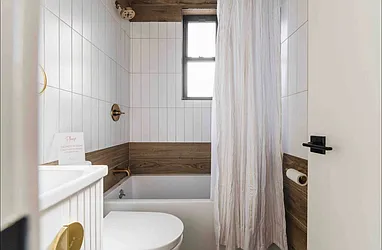 Rented by Rennit Inc.