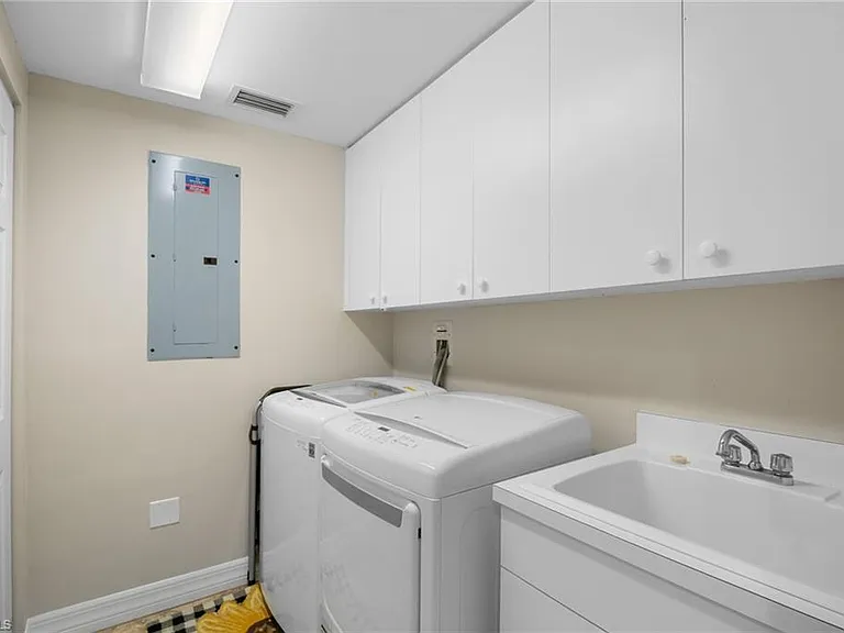 300 Dunes Blvd #107 — Photo 32