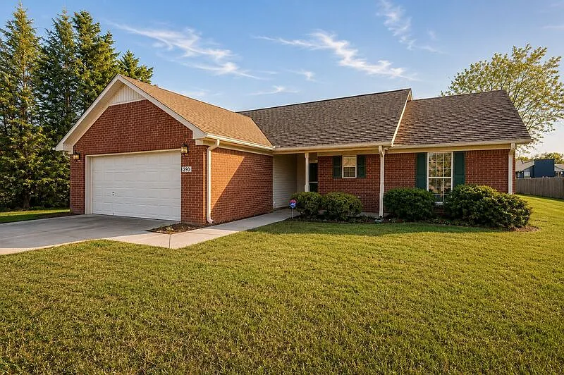 290 Stone Hill Dr