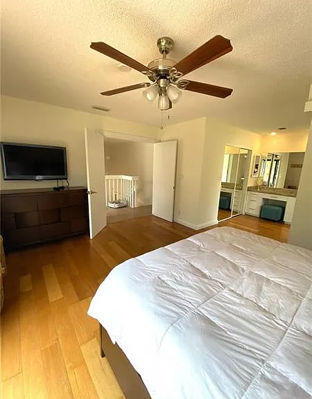 5705 Fox Hollow Dr — Photo 123