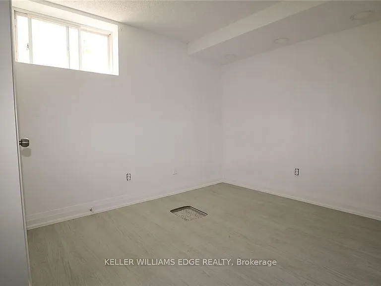 525 Britannia Ave W #LL — Photo 9