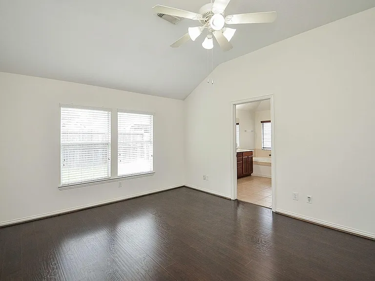 7038 Cornflower Ln — Photo 25