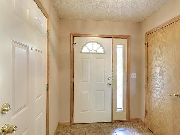 3rd image of 14358 Wintergreen St NW
