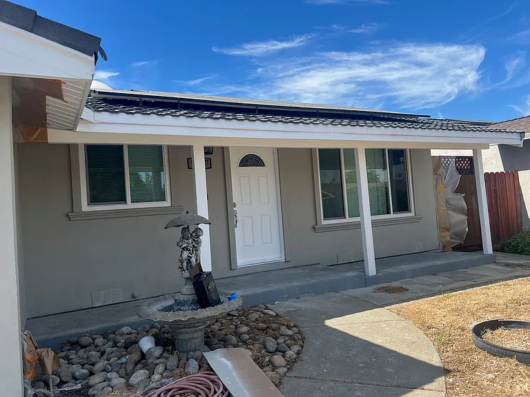 Buchanan Pl — Photo 1