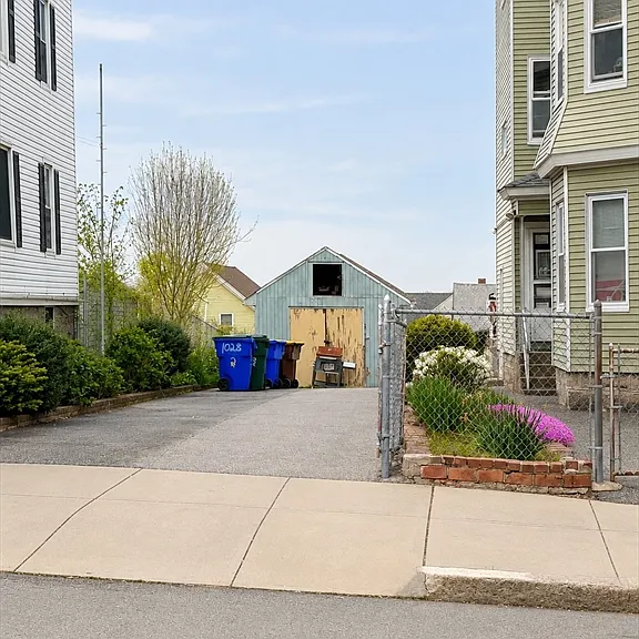 1026 Rock St #3 — Photo 3