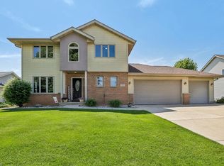 612 Greenfield Drive, Deforest, WI 53532