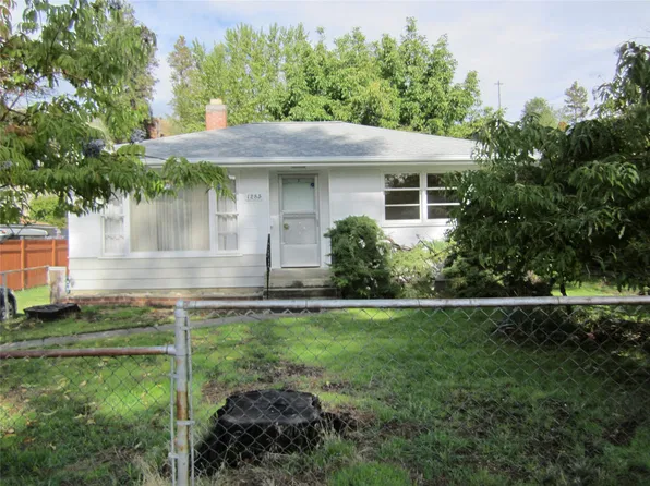 1285 Forestbrook Dr, Penticton, BC V2A 2G4