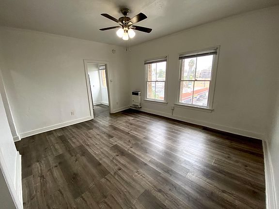 2nd image of 359 S Alvarado St #406