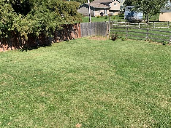 3rd image of 1044 Abilene Ct