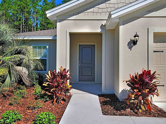 Spacious new home with incredible curb appeal