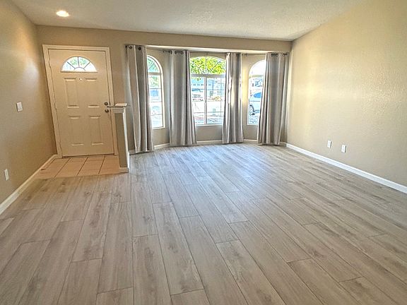 2nd image of 13322 Brianhead Ct