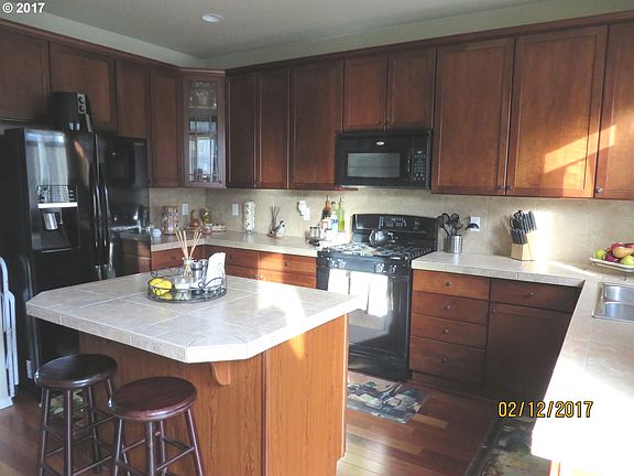 4th image of 4904 SE Lone Oak St