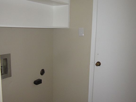 3rd image of 1311 Carrollton Ave