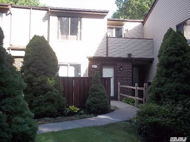 1st image of 342 Woodland Ct