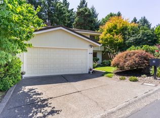 16 Britten Ct, Lake Oswego, OR