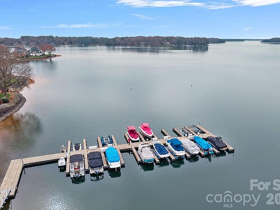 4th image of 7604 Windaliere Dr