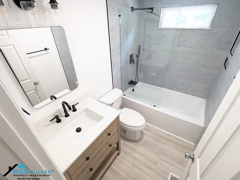 531 Lakeshore Dr — Photo 5