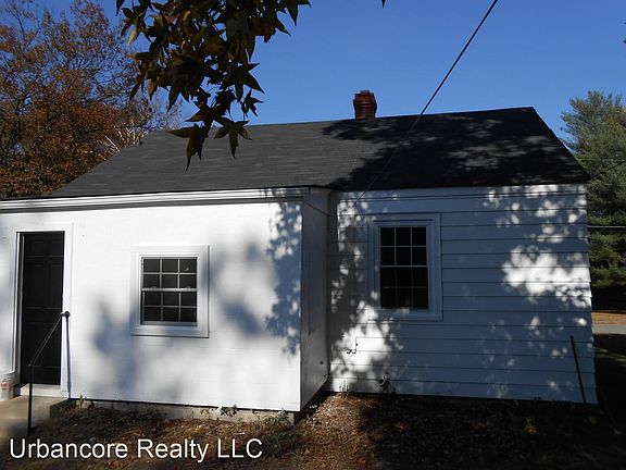 3rd image of 2201 Accomac St