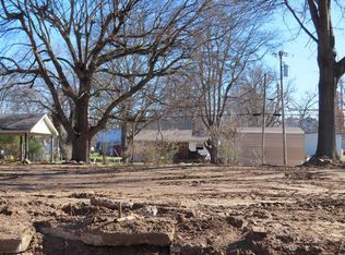 202 W 3rd St, Corning, AR 72422