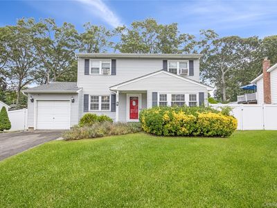 231 Shelter Road, Ronkonkoma, NY, 11779