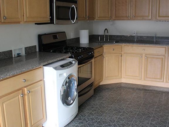 5th image of 1506 King St Unit 2