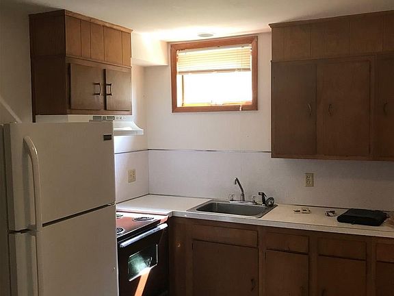 4th image of 10 Blanchard Ave APT 3