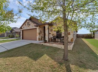 962 Pumpkin Rdg, New Braunfels, TX 78130