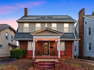 3267 Yorkshire Rd, Cleveland Heights, OH 44118