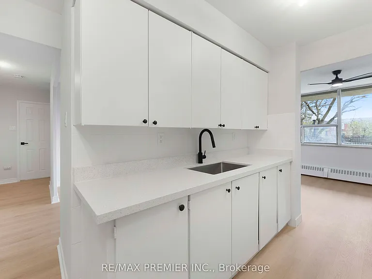 5 Frith Rd #105 — Photo 10