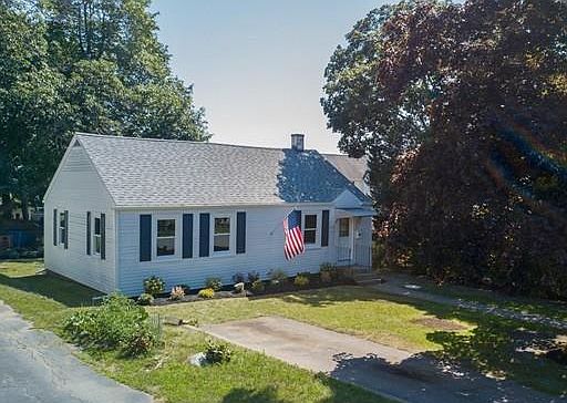 2nd image of 1 Catalpa St