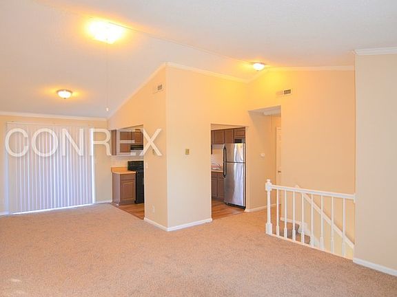 3rd image of 11804 Cable Dr