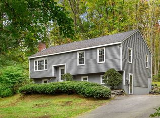 49 Lakin St, Pepperell, MA 01463