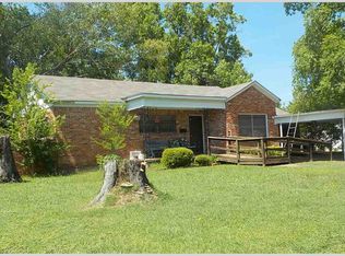 913 E Evergreen St, Mexia, TX 76667