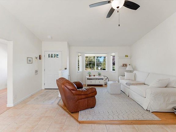 2nd image of 17640 Fox Ct